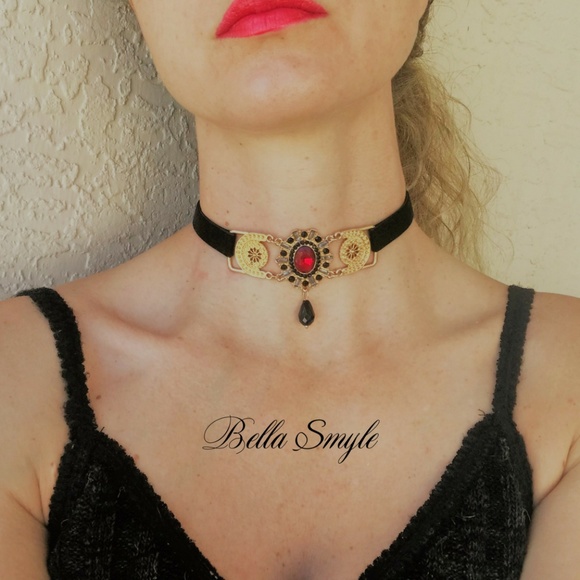 Bella Smyle Jewelry - Suede Choker Victorian Vintage Necklace